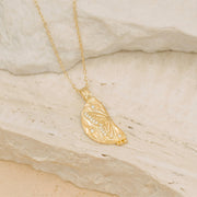 GOLD STORYTELLER OF MY LIMITLESS DREAMS NECKLACE SET